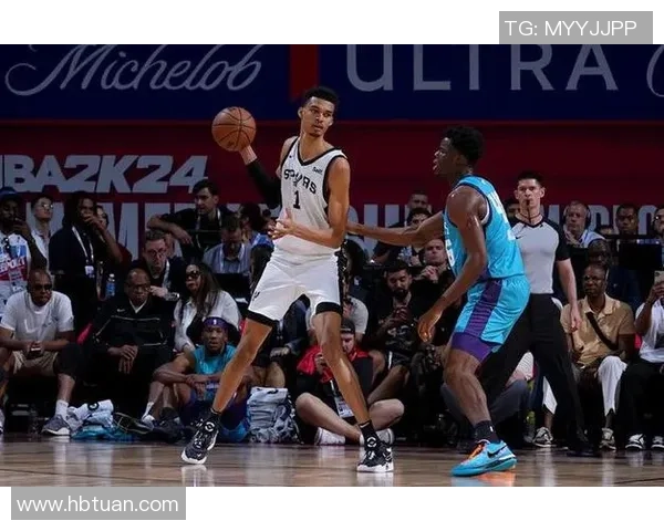 11月4日黄蜂对马刺精彩全场录像回放及赛后分析分享