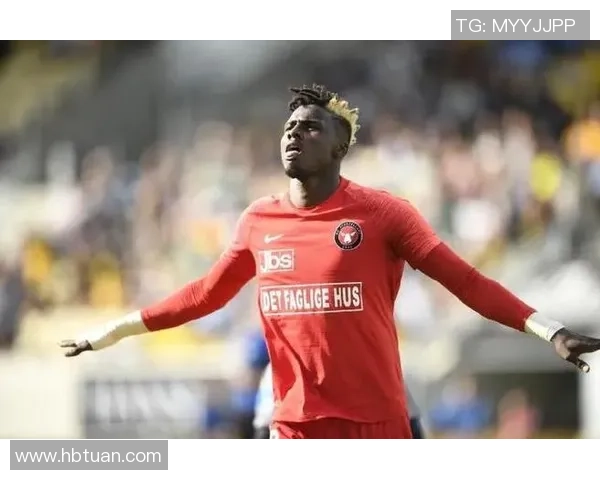 希伯尼安与圣约翰斯的激烈对决揭示足球战术与团队精神的较量